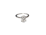 Anello ovale moissanite