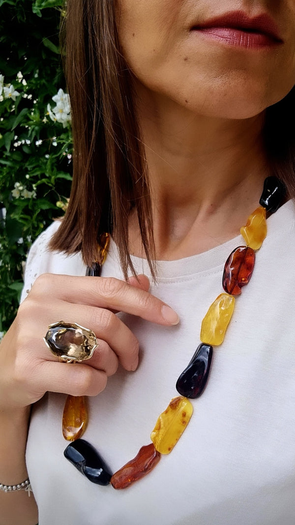 Collana ambra