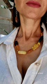 Collana ambra